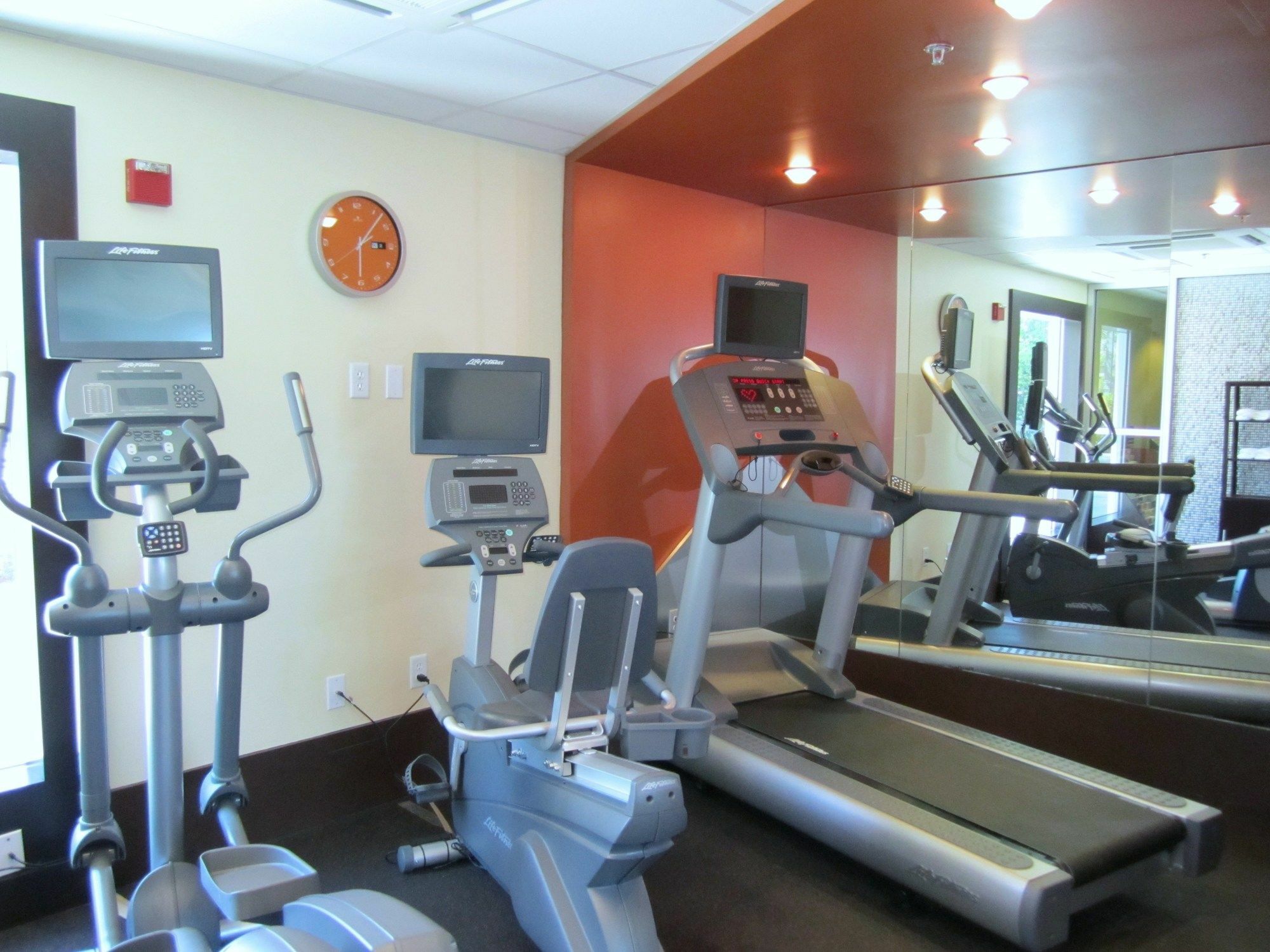 Holiday Inn Express Ft Lauderdale Cruise-Airport By Ihg Fort Lauderdale Esterno foto