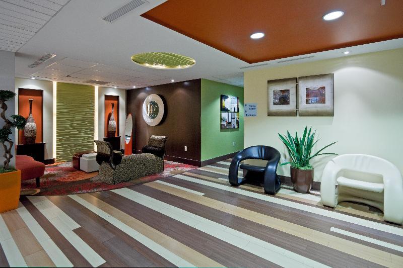 Holiday Inn Express Ft Lauderdale Cruise-Airport By Ihg Fort Lauderdale Esterno foto
